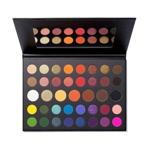 Morphe x James Charles The Mini Palette - 39 Eyeshadows and Pressed Pigments